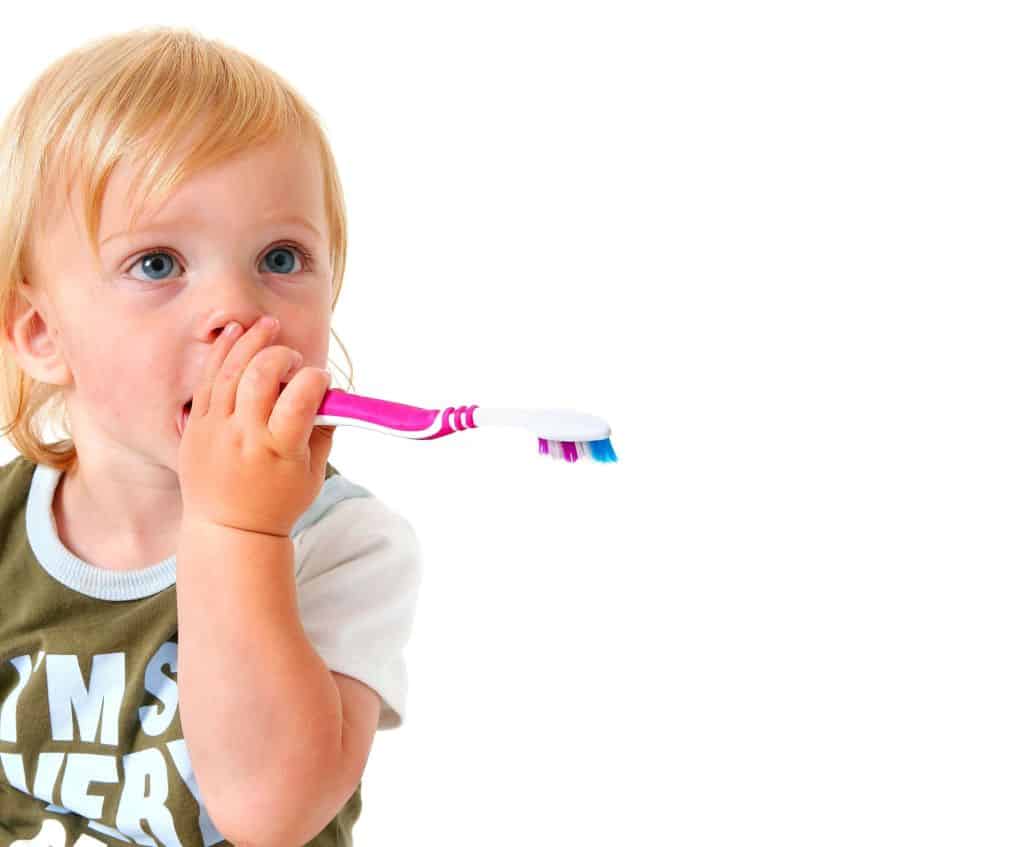 A importância do flúor no creme dental