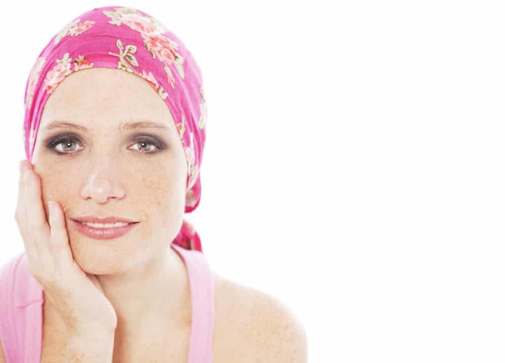 Tratamento de câncer pode interferir na saúde bucal