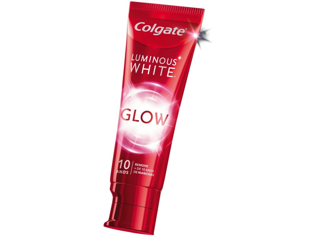 Colgate apresenta creme dental clareador Luminous White GLOW
