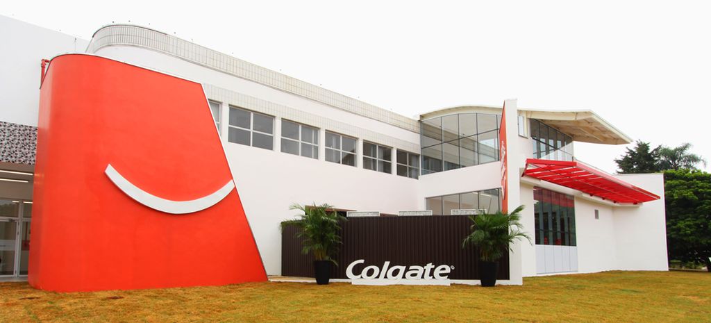 Colgate inaugura primeiro centro de experiências e imersão tecnológica