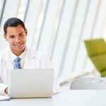 Aula ao vivo sobre gestão de clínicas odontológicas