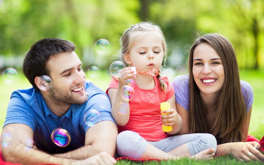 Especialista celebra o Dia Mundial do Sorriso e destaca a importância do sorriso saudável