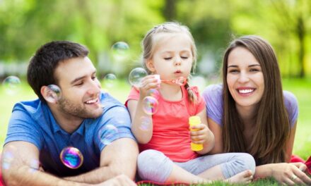 Especialista celebra o Dia Mundial do Sorriso e destaca a importância do sorriso saudável