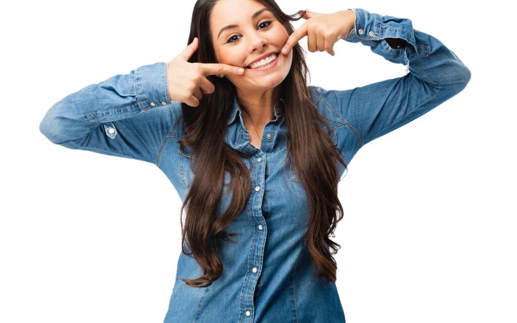 Campanha Sorrir Muda Tudo promove ação em São Paulo no Dia Mundial da Saúde Bucal