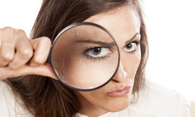 Use o benchmarking, a prática de observar os concorrentes, a seu favor