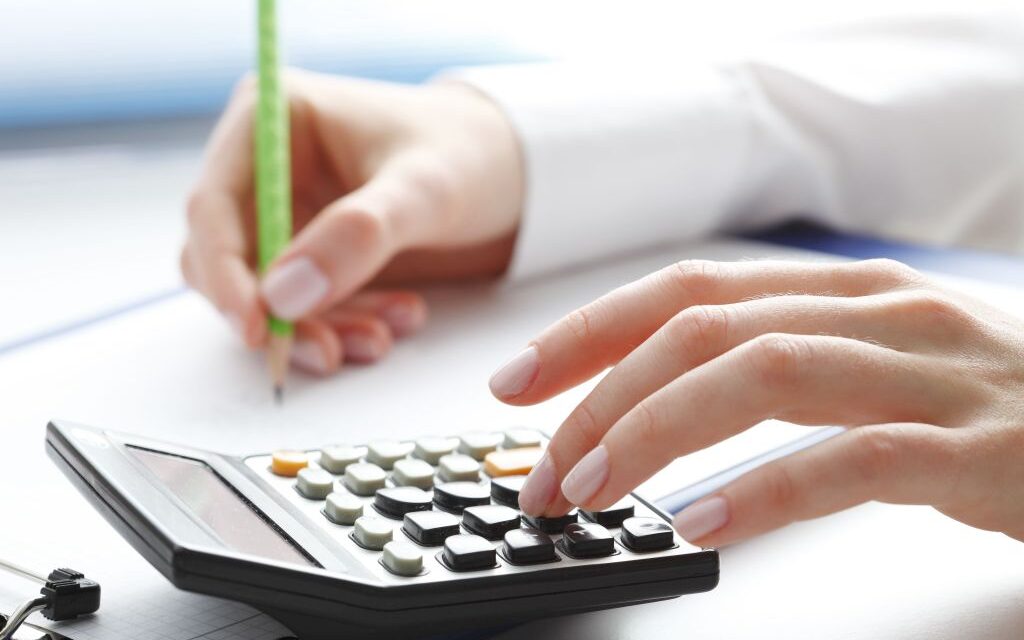 Falta de gestão financeira compromete saúde de clínicas e consultórios