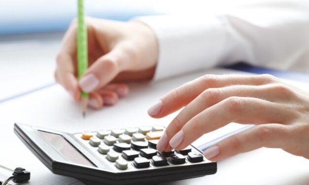 Falta de gestão financeira compromete saúde de clínicas e consultórios