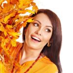 Mudanças hormonais podem impactar a saúde bucal das mulheres